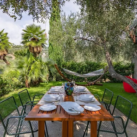Villa Luxury In Modern *