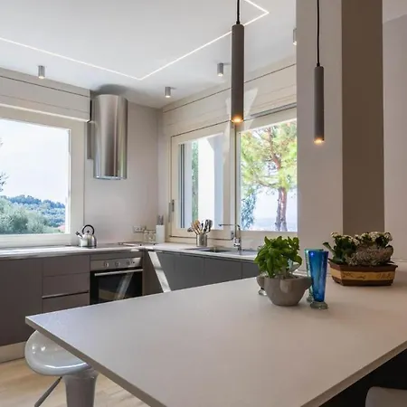 Luxury In Modern *