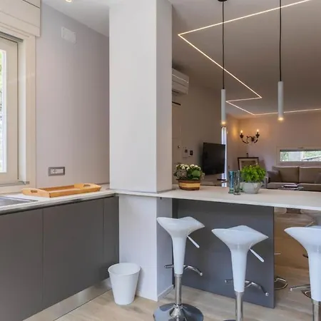 Villa Luxury In Modern