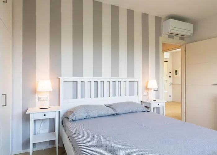 Luxury In Modern Villa Imperia