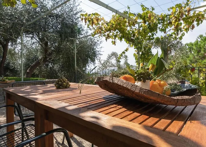 Luxury In Modern Villa Imperia